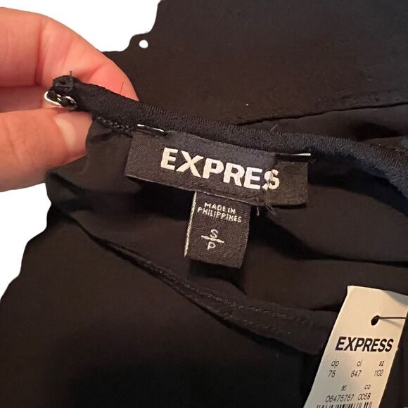 NWT! Express black short sleeve sheer detail shirt - Picture 3 of 9